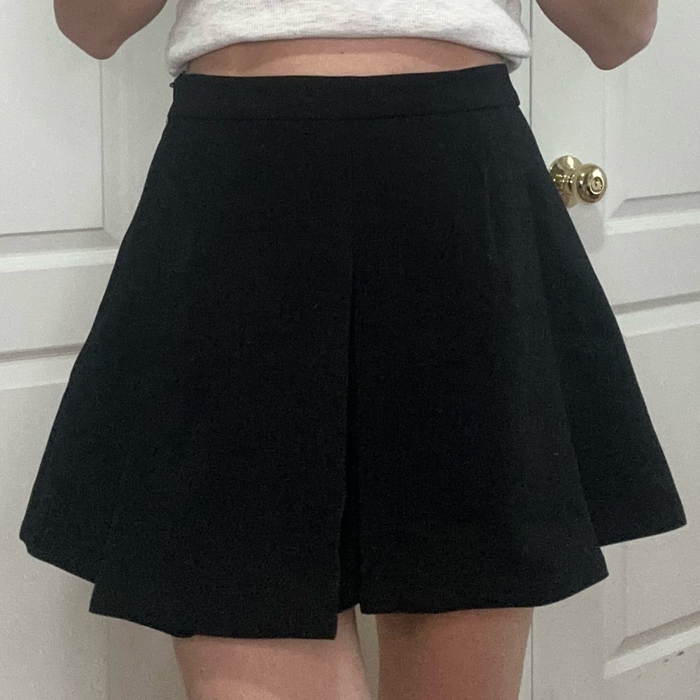 Zara Black Skater Mini Skirt with Pleats